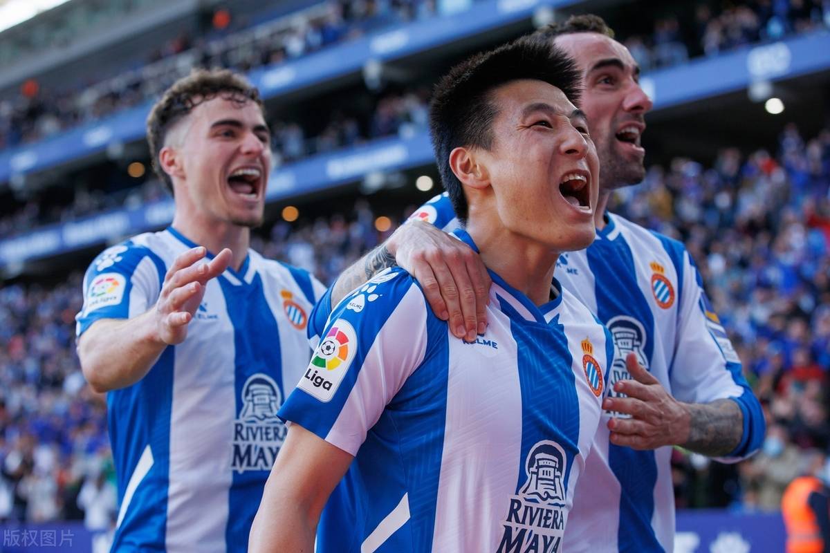 18岁天才炸裂中超！武磊接班人浮出水面曝西甲豪门已备好合同